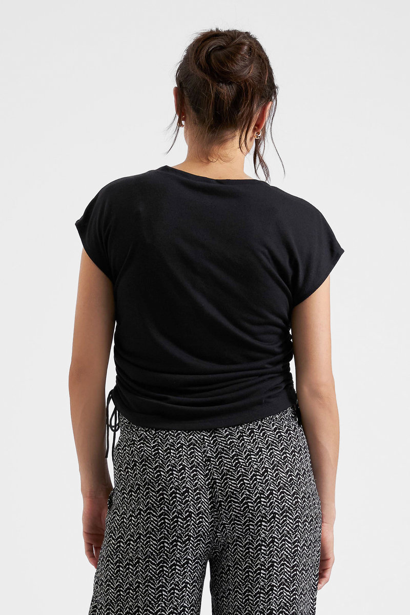 Ziggy Ruched Tee – Image 3